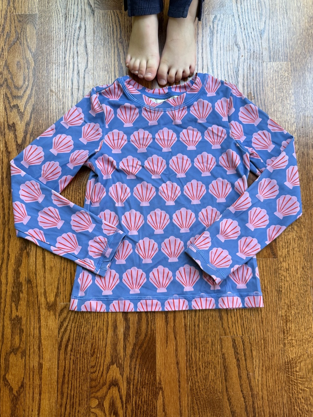 Hanna Andersson Long-Sleeve Rash Guard Swim Top with Shells Sz 8